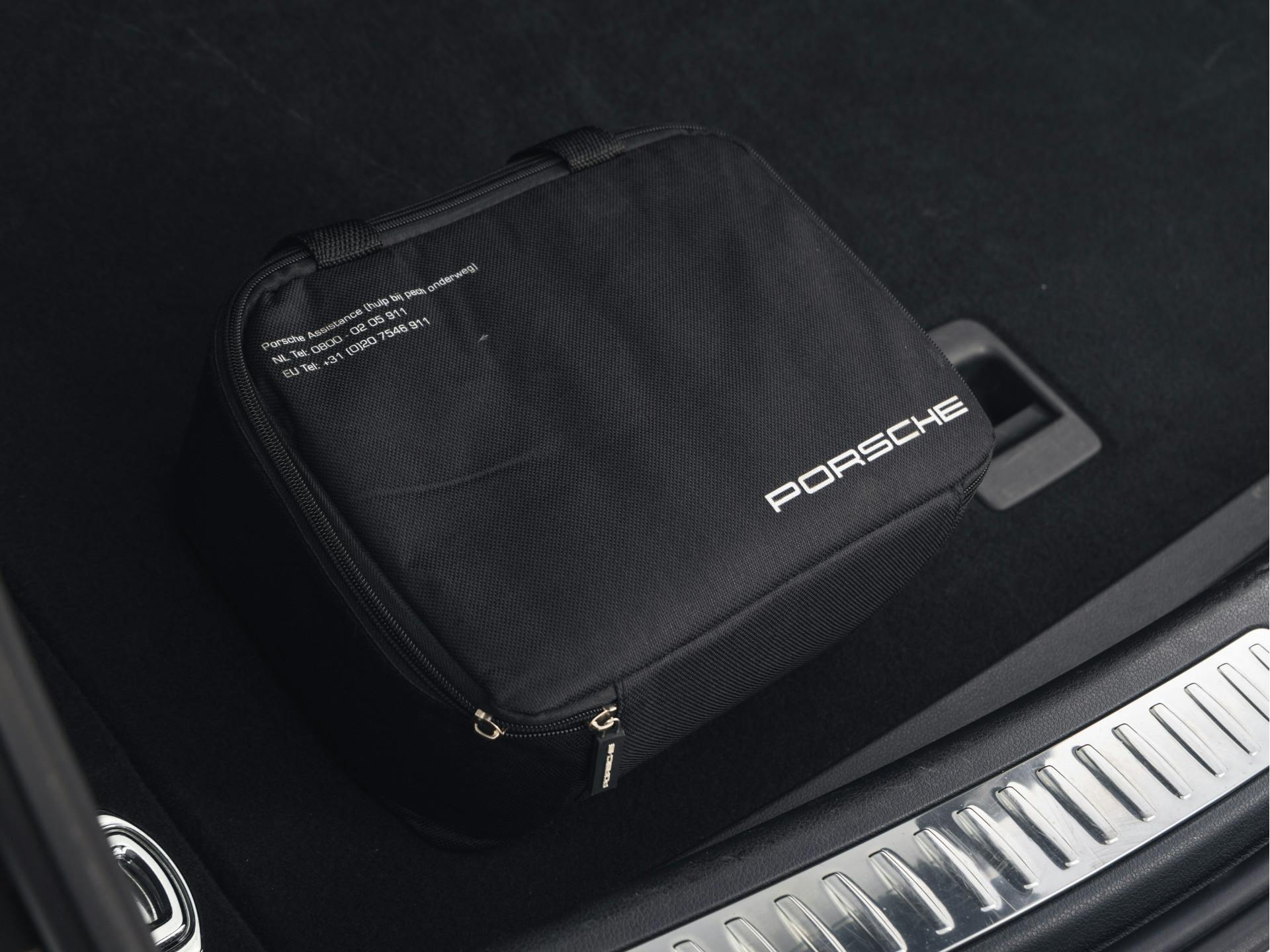 Porsche Macan 2.0 | Panoramadak | Bose | Luchtvering | Adaptieve Sportstoelen